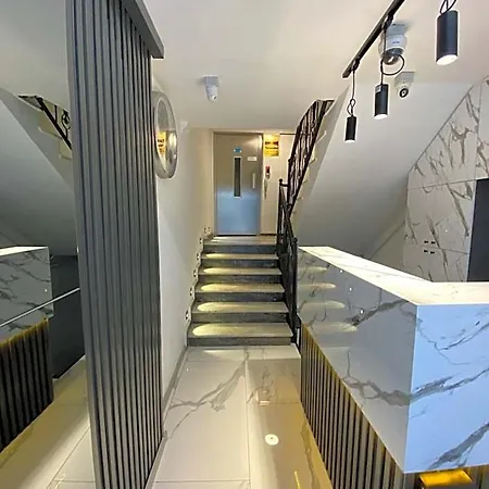 Dolce Apartahotel Estambul